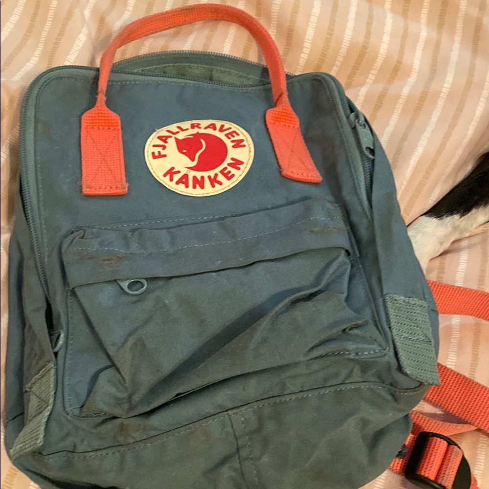 Fjallraven min Grey and Orange Backpack Iconic Design